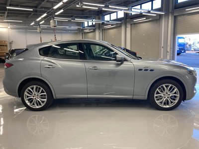 MASERATI LEVANTE - 4
