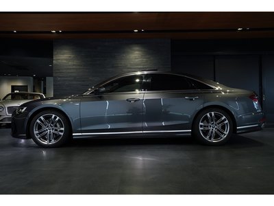 2023 AUDI A8 photo 8