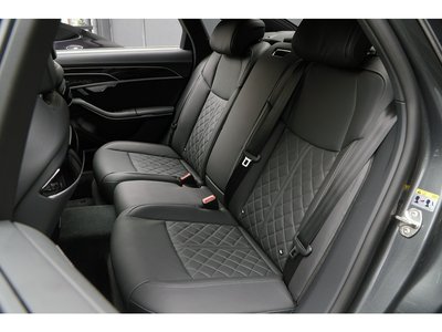 2023 AUDI A8 缩略图 18