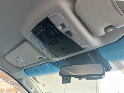 2022 Toyota ALPHARD photo 8