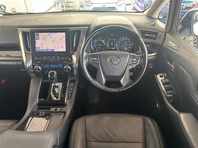 2022 Toyota ALPHARD photo 3