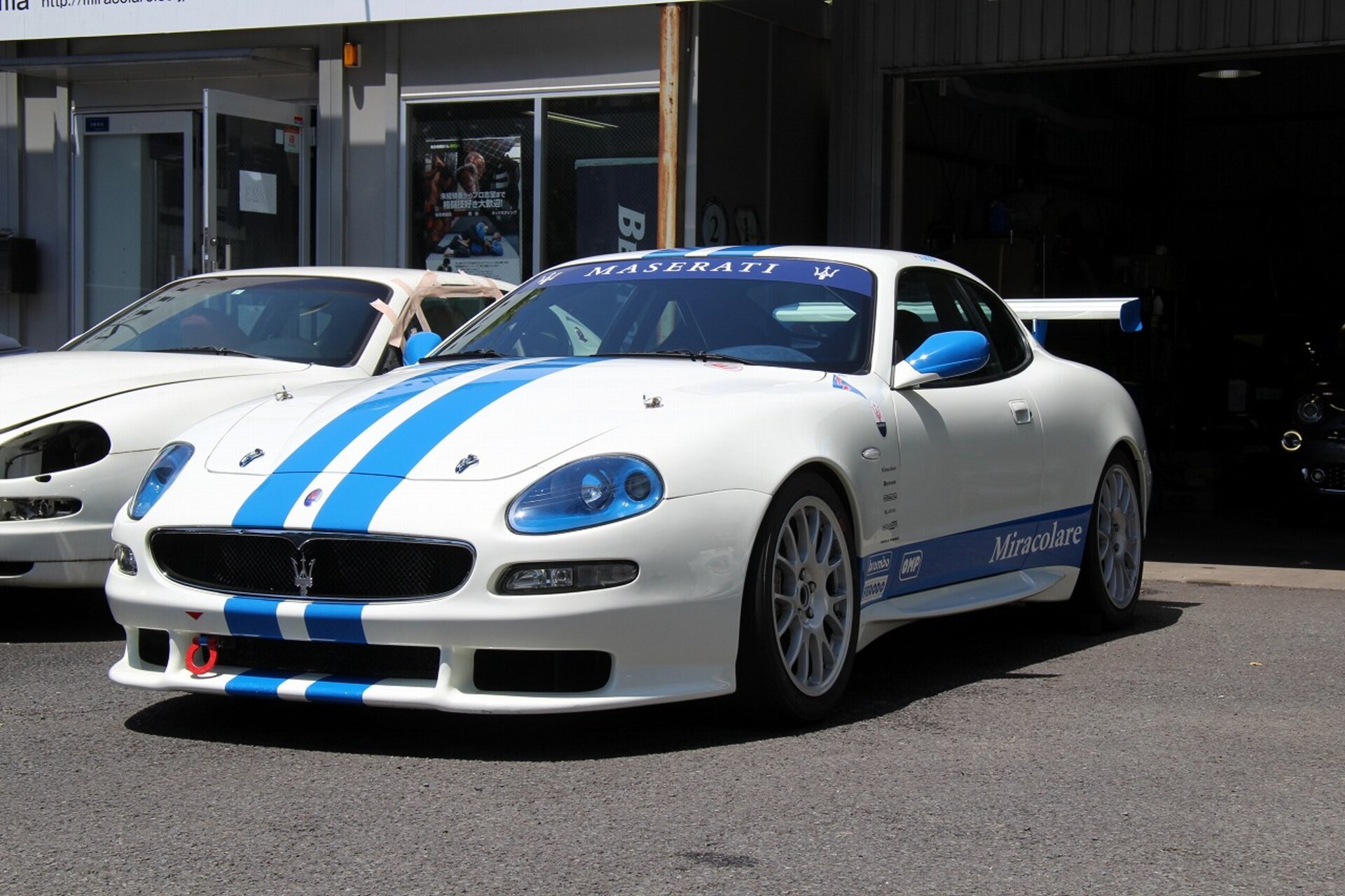 MASERATI COUPE - View 1