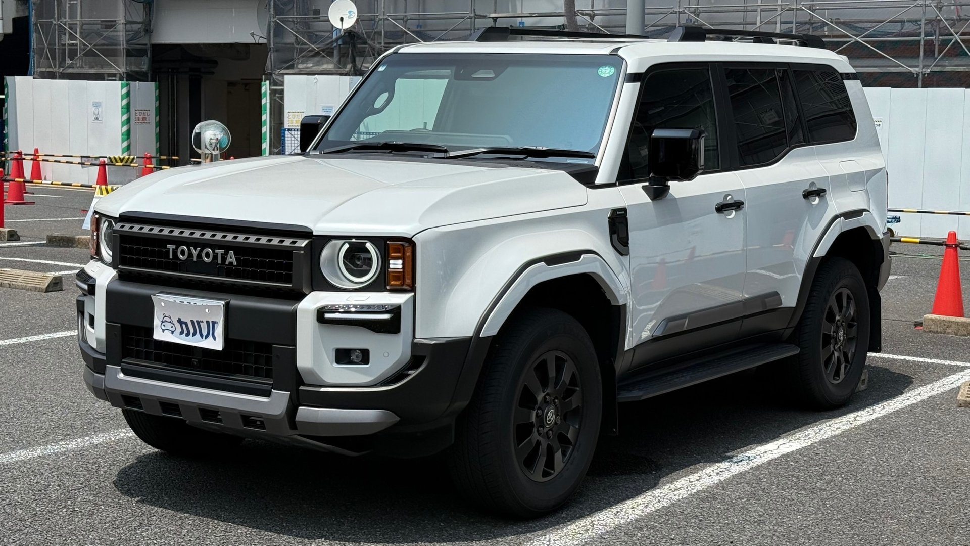 TOYOTA LAND CRUISER 250 - View 1