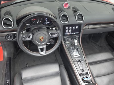 PORSCHE 718 - 5