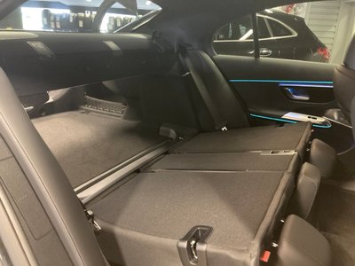 2026 Mercedes-BENZ E-CLASS — миниатюра 11