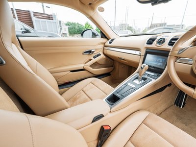 صورة مصغرة 30 لـ 2015 Porsche CAYMAN