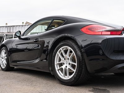 صورة مصغرة 16 لـ 2015 Porsche CAYMAN