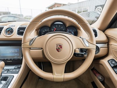 صورة مصغرة 27 لـ 2015 Porsche CAYMAN