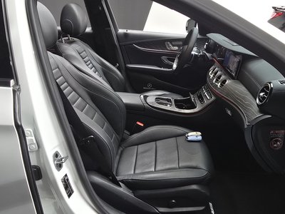 MERCEDES-BENZ E-CLASS - 10