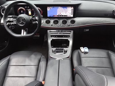 MERCEDES-BENZ E-CLASS - 5