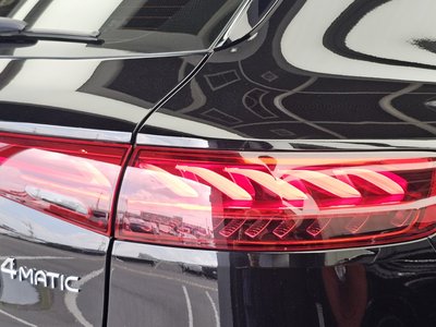 صورة 10 لـ 2023 Mercedes-BENZ EQS