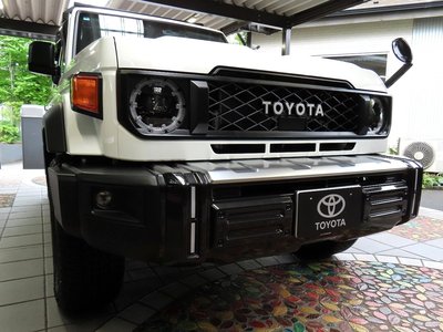 2024 Toyota LAND CRUISER 70 photo 1