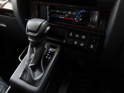 2024 Toyota LAND CRUISER 70 — миниатюра 68