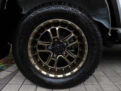 2024 Toyota LAND CRUISER 70 — миниатюра 37