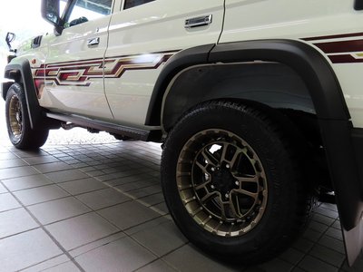 2024 Toyota LAND CRUISER 70 — миниатюра 44