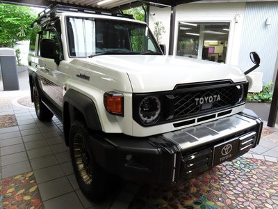 2024 Toyota LAND CRUISER 70 — миниатюра 38