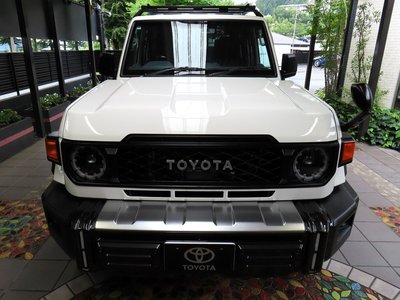 2024 Toyota LAND CRUISER 70 photo 7