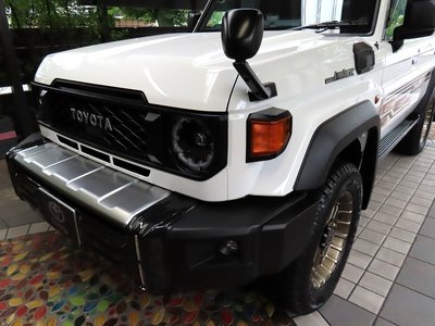 2024 Toyota LAND CRUISER 70 — миниатюра 25