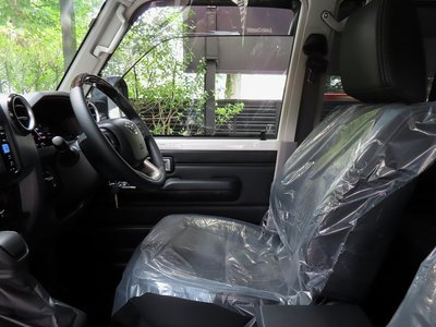 2024 Toyota LAND CRUISER 70 — миниатюра 74