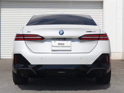 BMW I5 - 7