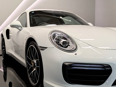 PORSCHE 911 - 10