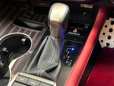 صورة مصغرة 55 لـ 2022 Lexus RX