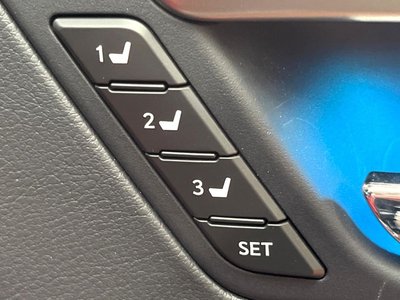 صورة مصغرة 32 لـ 2022 Lexus RX