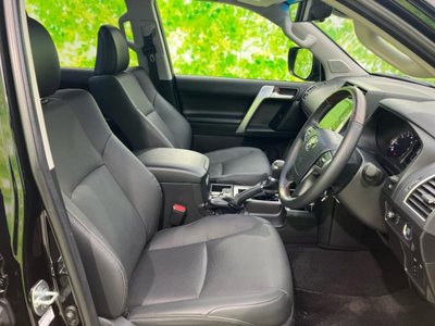 TOYOTA LAND CRUISER PRADO - 4