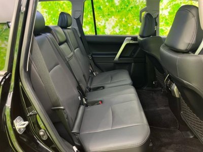 TOYOTA LAND CRUISER PRADO - 5