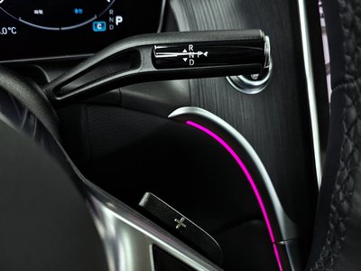 MERCEDES-BENZ GLC - 9