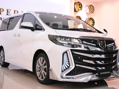 TOYOTA ALPHARD - 2
