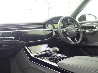 صورة مصغرة 21 لـ 2022 AUDI A8
