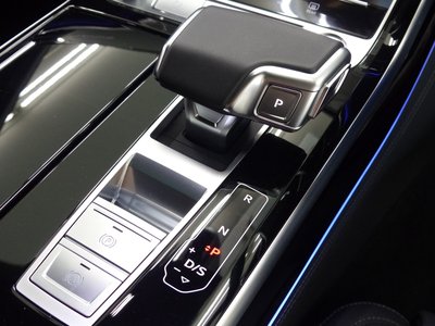 صورة مصغرة 92 لـ 2022 AUDI A8