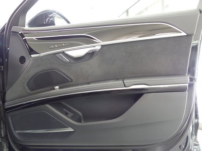 صورة مصغرة 71 لـ 2022 AUDI A8