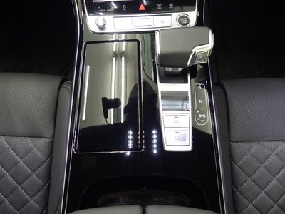 صورة مصغرة 90 لـ 2022 AUDI A8