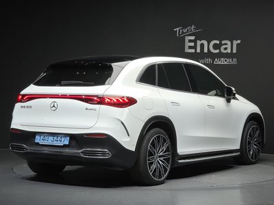 MERCEDES-BENZ EQE - 3