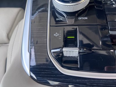 2023 BMW X7 缩略图 25