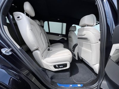 2023 BMW X7 缩略图 20