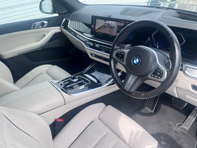 2023 BMW X7 缩略图 18