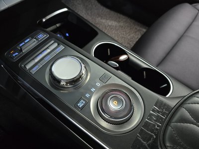 صورة مصغرة 12 لـ 2021 Genesis GV70