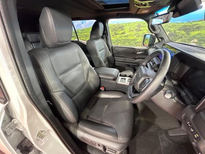 TOYOTA LAND CRUISER 250 - 8