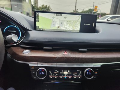 GENESIS G80 (RG3) - 9