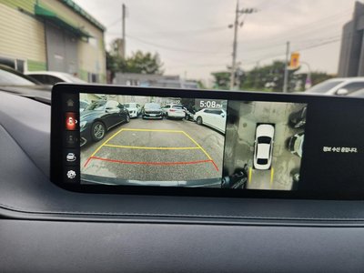 GENESIS G80 (RG3) - 10