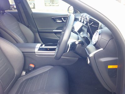 2025 Mercedes-BENZ C-CLASS 缩略图 21