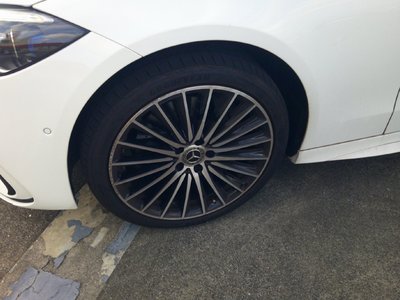 2025 Mercedes-BENZ C-CLASS 缩略图 32