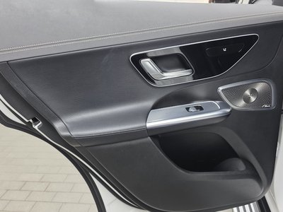 2023 Mercedes-BENZ EQE thumbnail 15
