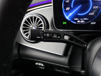 2023 Mercedes-BENZ EQE thumbnail 25
