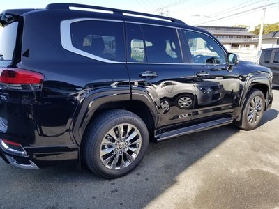 TOYOTA LAND CRUISER 300 - 6