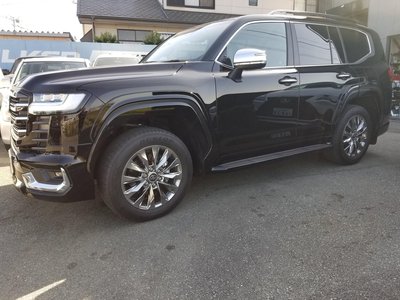 TOYOTA LAND CRUISER 300 - 4