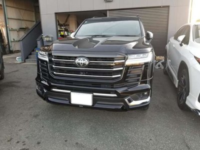 TOYOTA LAND CRUISER 300 - 2